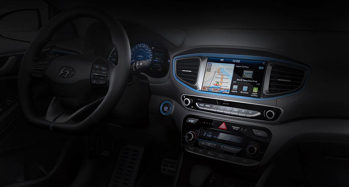 Apple Car Play, Android Auto i bežično punjenje 